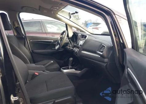 2015 Honda Fit Lx z USA, uszkodzony, nr VIN 3HGGK5H54FM772577